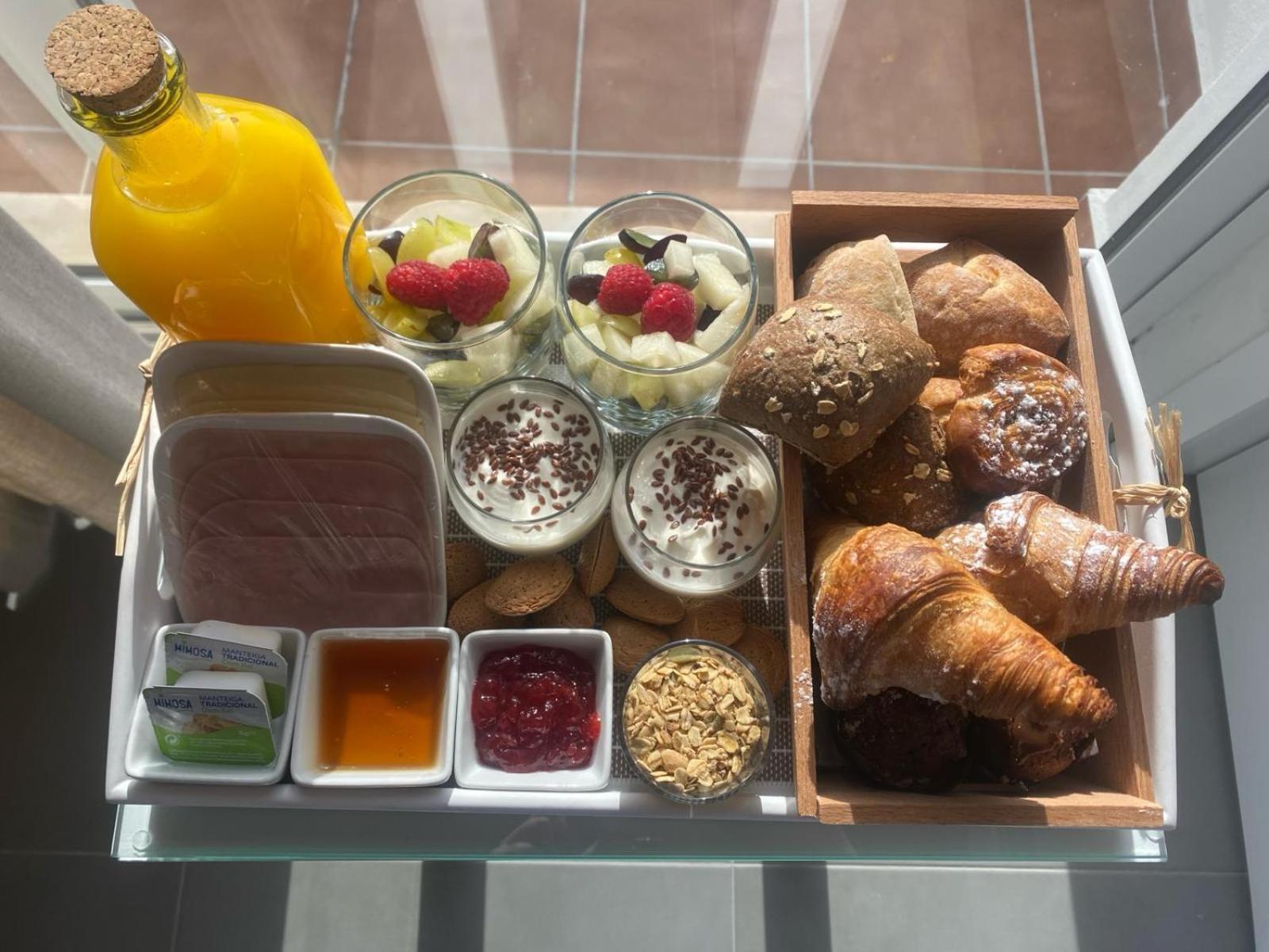 Azinheira Suites Townhouse - Alojamento Turistico (Adults Only) Elvas Bagian luar foto